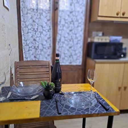 Lovely 1 Bedroom Apartment In The Heart Of Валета Екстериор снимка